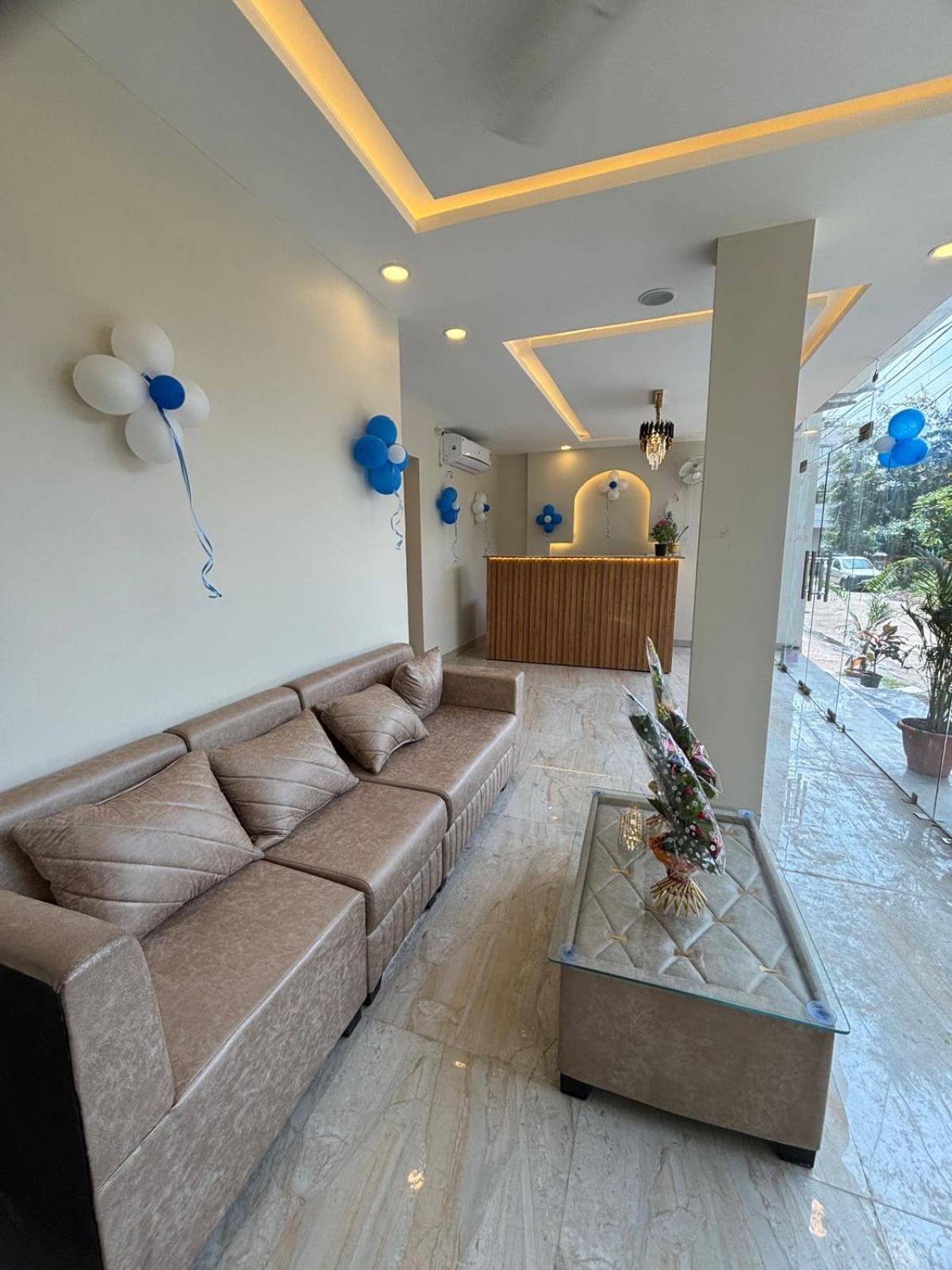 אינדורה Hotel Vilaasitaa Vijay Nagar מראה חיצוני תמונה