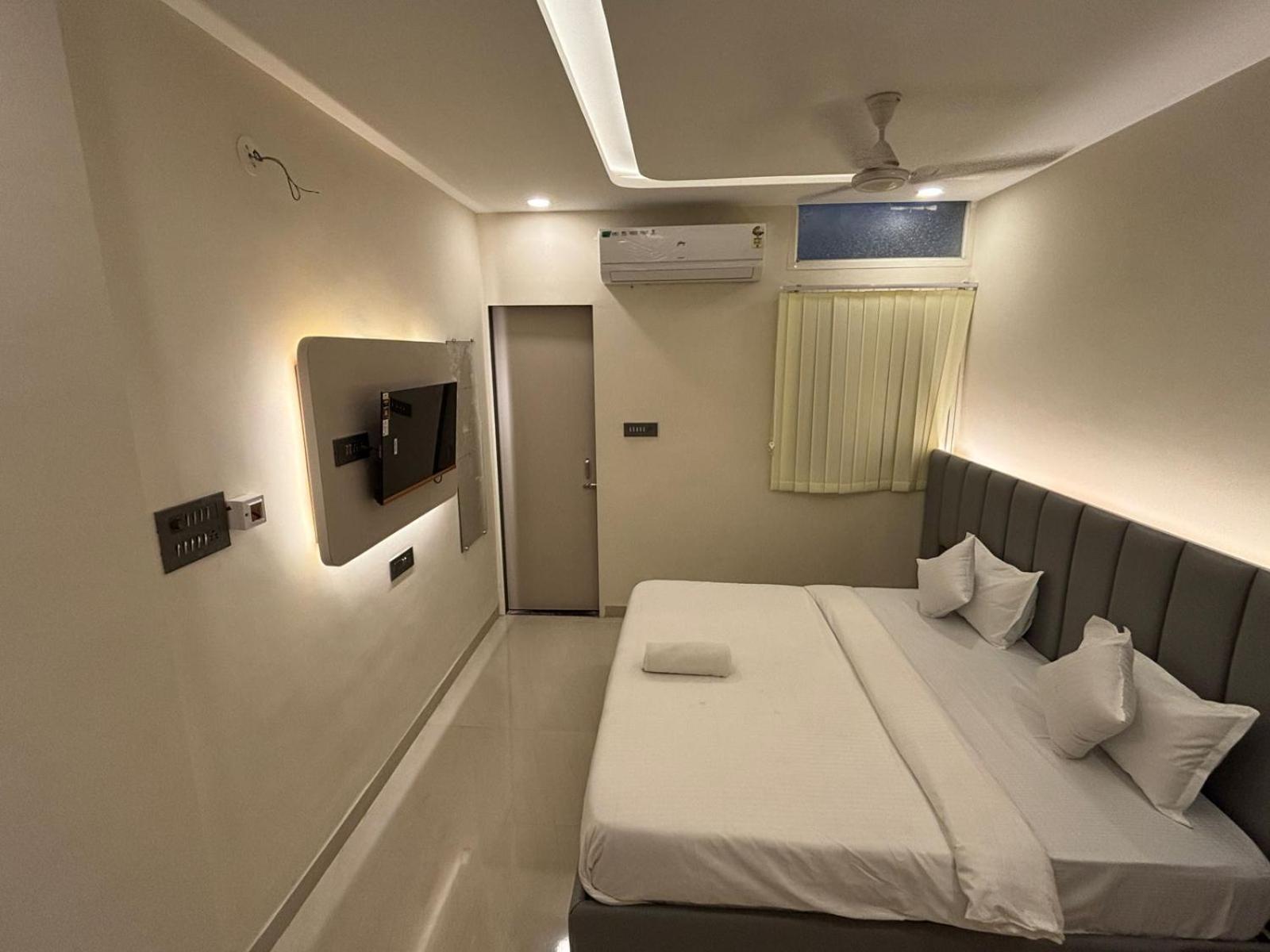 אינדורה Hotel Vilaasitaa Vijay Nagar מראה חיצוני תמונה