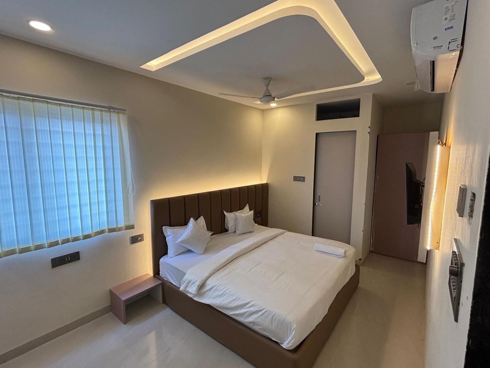 אינדורה Hotel Vilaasitaa Vijay Nagar מראה חיצוני תמונה